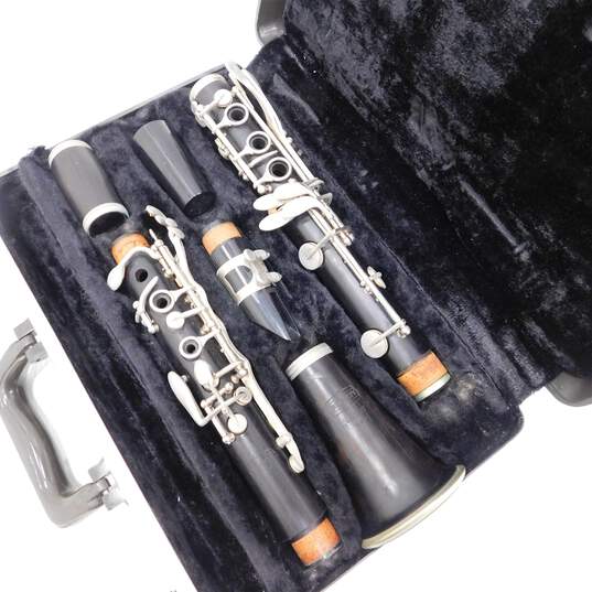 Bundy by Selmer Brand Wooden B Flat Clarinets w/ Cases and Accessories (Set of 2) image number 2