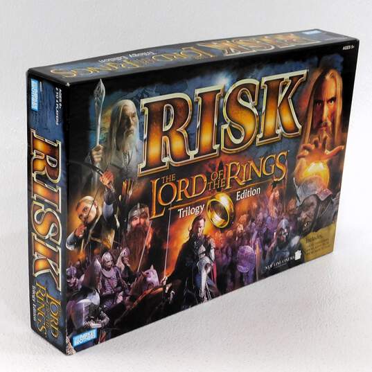 RISK The Lord of the Rings Trilogy Edition Board Game image number 1