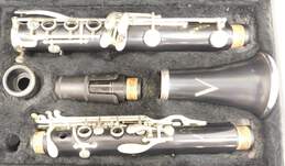 Vito Brand Reso-Tone 3 and V40 Model B Flat Student Clarinets w/ Cases and Accessories (Set of 2) alternative image