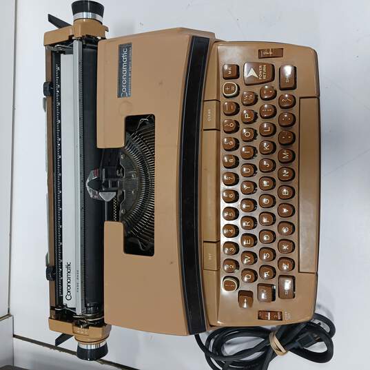 Smith Corona Coronet Super 12 Coronamatic Electric Typewriter with Case image number 2