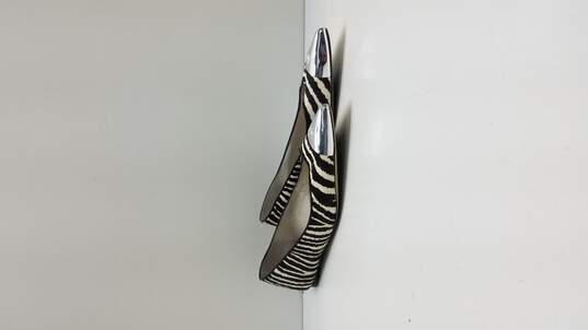 Michael Kors - Zebra print flat - Size 7.5 image number 3