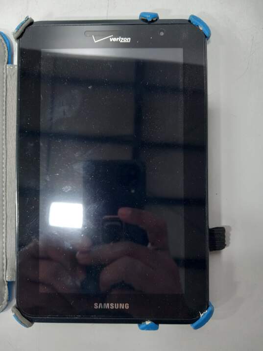 Black Samsung Galaxy Tab 2 In Blue Case image number 2