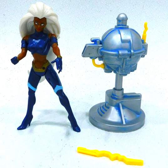 Marvel Comics X-men Robot Fighters Storm Figure  Toy Biz image number 1