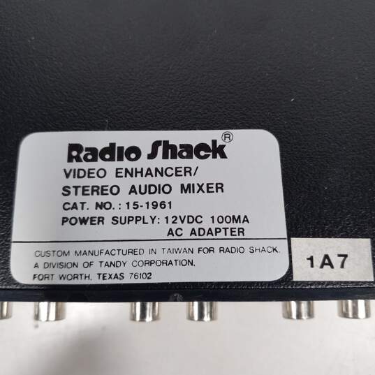Radio Shack Video Enhancer/Stereo Audio Mixer image number 4