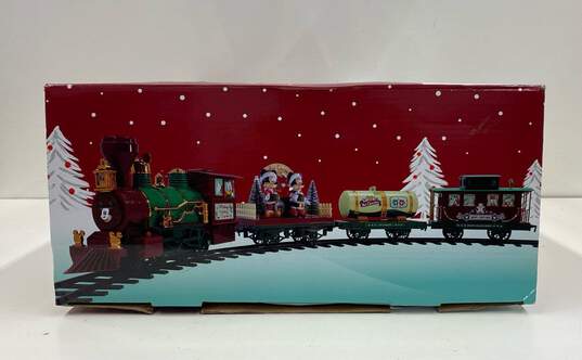 Mickey Mouse Holiday Express Collectors Edition Series 3 image number 4