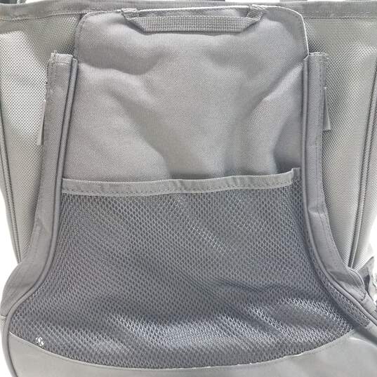 Kensington Saddle Bag Pro Convertible Notebook Carrying Case image number 6
