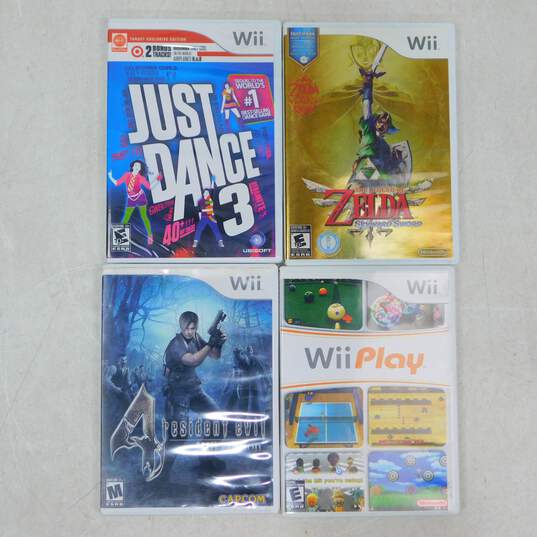 Nintendo Wii w/ 4 Games Resident Evil 4 image number 9