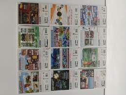Bundle of 12 Assorted Wii Video Games alternative image