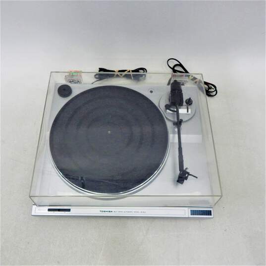 VNTG Toshiba Model SR-B2L Belt Drive Automatic Turntable w/ Cables (Parts and Repair) image number 5