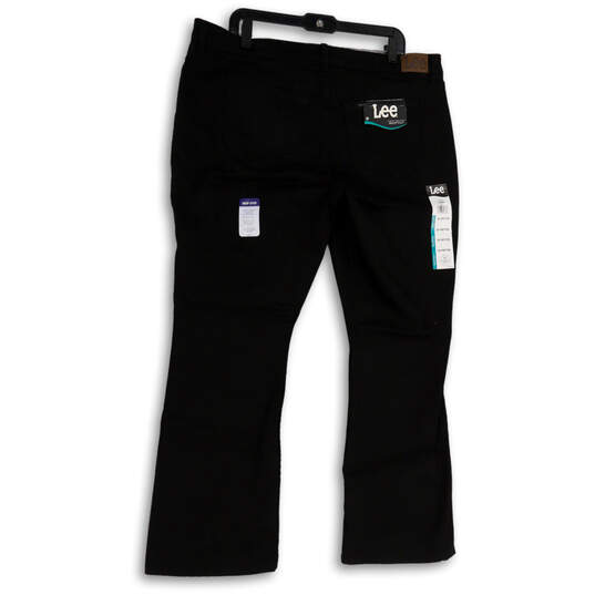 NWT Womens Black Denim Regular Fit Dark Wash Mid Rise Bootcut Jeans Sz 20P image number 2