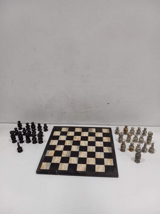 Black/White/Brown Onyx And Marble Chess Set MISSING A ROOK image number 1
