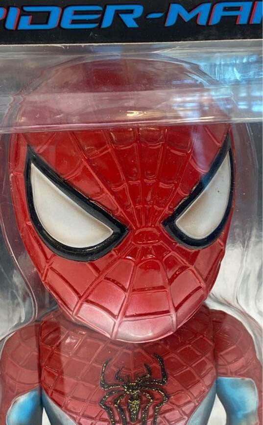 Funko HIKARI Vinyl Marvel The Amazing Spider-Man (Limited Edition 1500 Pieces) image number 2