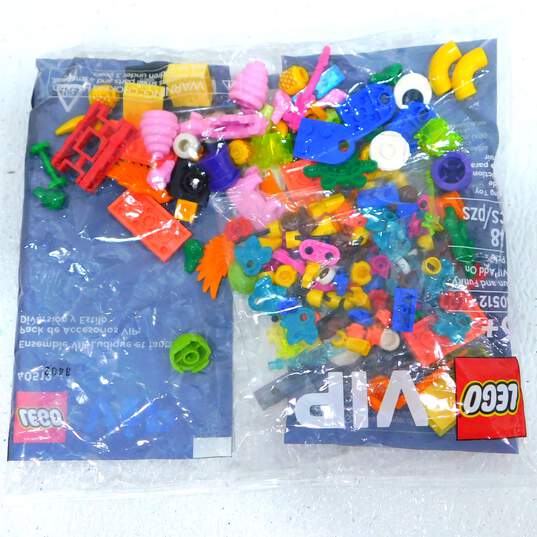 Mixed Lego Item Lot Magazines & Building Sets etc image number 5