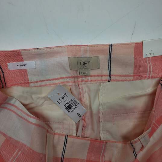 Loft Outlet 4 Shorts NWT Women's Size 6 image number 3
