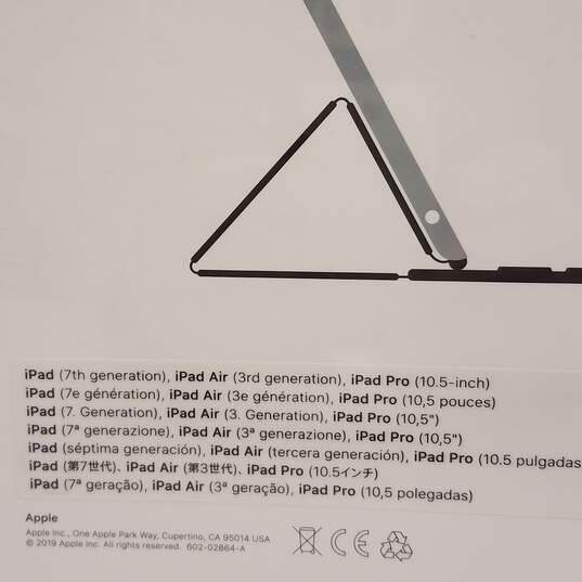 iPad Smart Keyboard (A1829) - Sealed image number 3