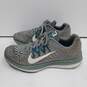 Women's Gray Nike Shoes Size 8.5 image number 1