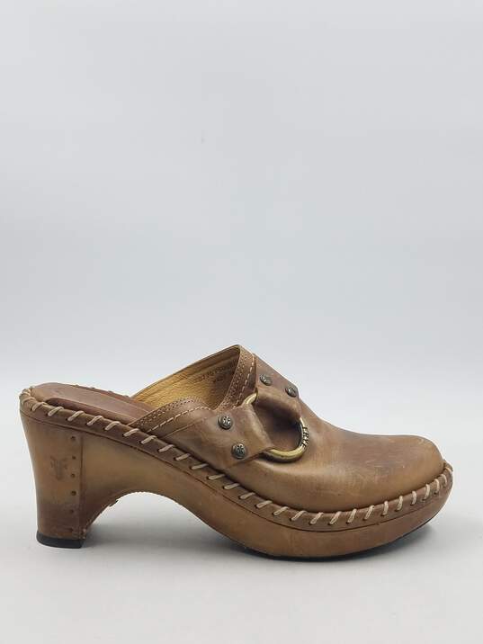 Authentic FRYE Tan Leather Clogs W 8.5M image number 1
