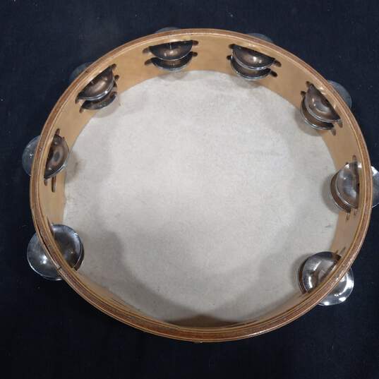 Bundle of 2 Tambourines & 1 Silver Sand Shaker Maraca image number 4