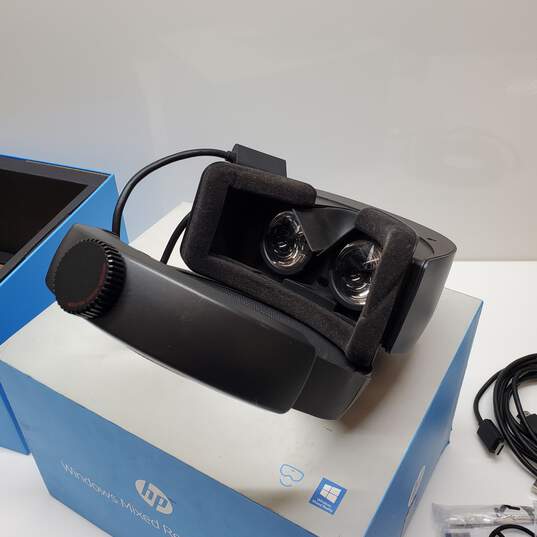 HP Windows Mixed Reality Headset 1440 2 Spatial Computing HEADSET ONLY (Untested) image number 3