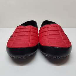 The North Face Men's Red Thermoball Traction V Mules Size 12 alternative image
