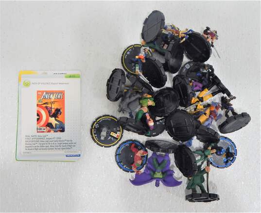 Marvel Heroclix Miniature Figurines W/ Cards image number 1