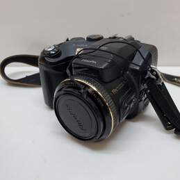 Fujifilm FinePix S Series S7000 6.3MP Digital Camera