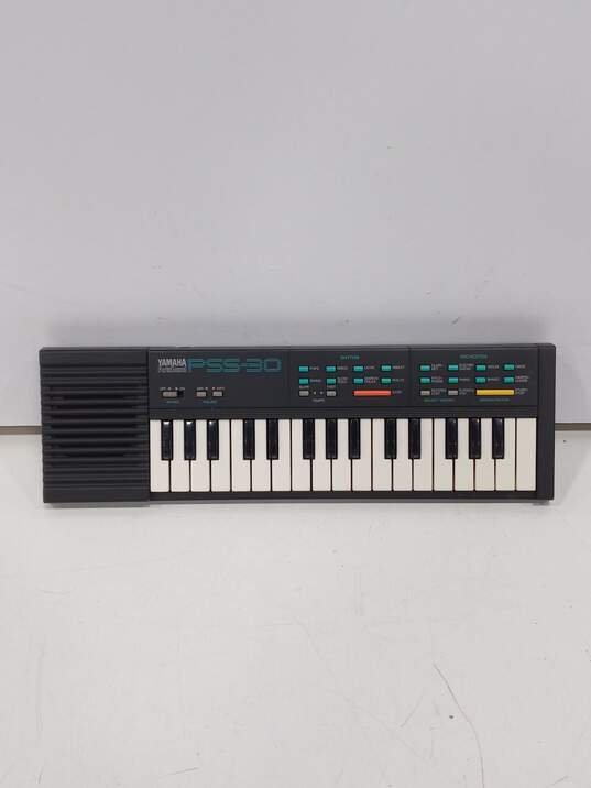 Yamaha PortaSound PSS-30 Mini Electric Keyboard image number 1