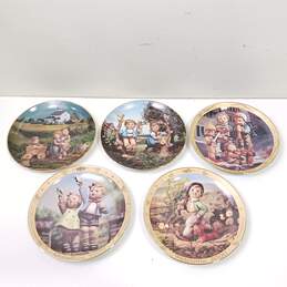 Bundle of 5 The Danbury Mint M. I. Hummel Collectible Plates alternative image