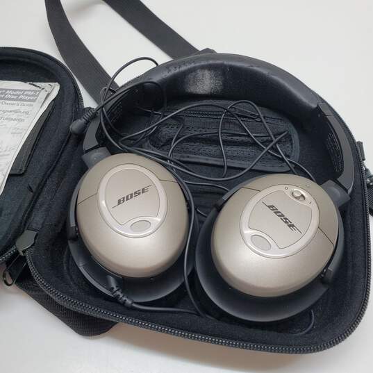 Bose Noise Cancelling Headphones for Parts or Repair Untested image number 2