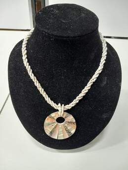 4 Piece Seashell And Bead Jewelry Bundle alternative image