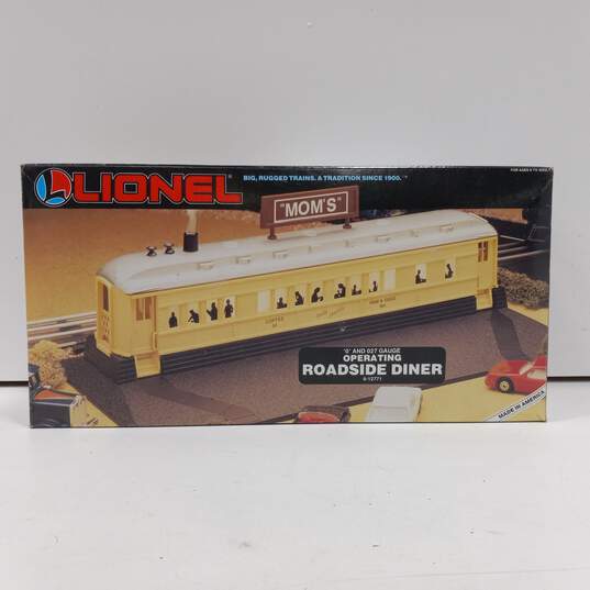 Vintage Lionel  Trains Lighted Mom's Roadside Dinner In Box image number 1