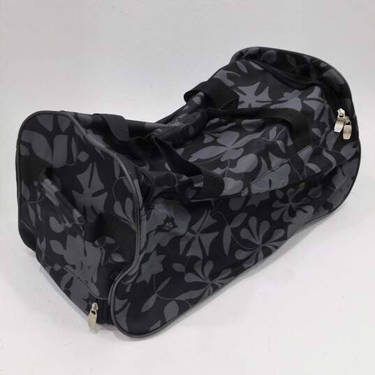 Prodigy Rolling Weekender-Duffle And Small Suitcase image number 9