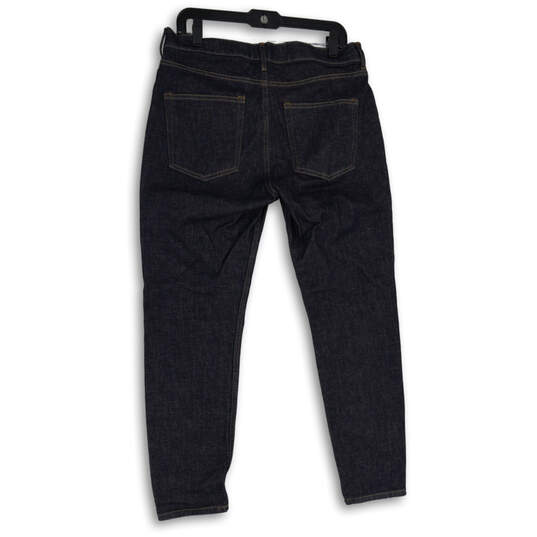 NWT Womens Blue Denim Dark Wash 5-Pocket Design Skinny Jeans Size 31R image number 2