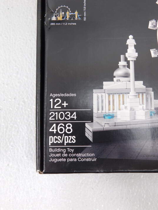 Architecture Factory Sealed Set 21034: London + The Visual Guide Book image number 2