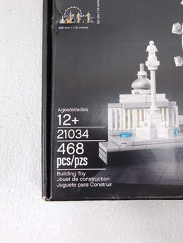 Architecture Factory Sealed Set 21034: London + The Visual Guide Book alternative image