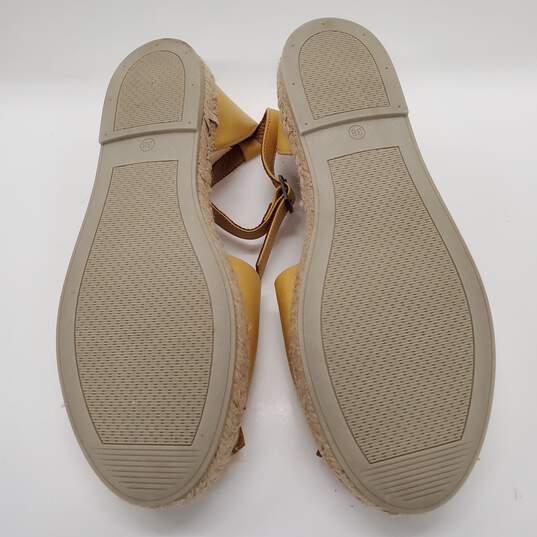Bueno Women's Flat Yellow Sandal Size 38 image number 5
