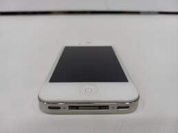 White iPhone 4s alternative image