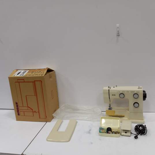 Vintage Alta Sewing Machine Model 200S In Box image number 1