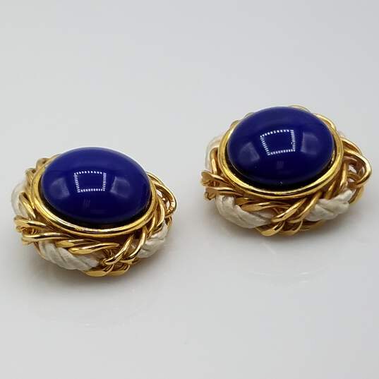 Ben Amun Vintage | Signed Gold Tone Blue Glass Earrings Clip On Cabochon Ribbed Bezel 1in image number 1