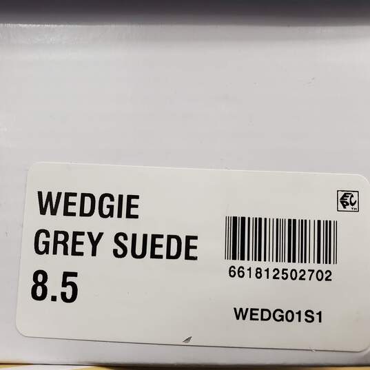 Steve Madden Women's Wedgie Grey Suede Sneakers Size 8.5 image number 6