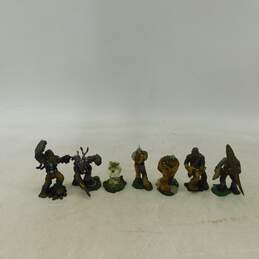 Lot of 7 Unleashed  Star Wars  Figures