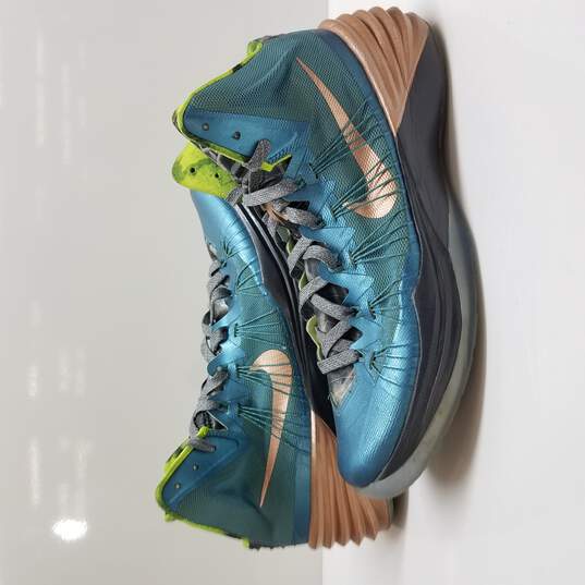 Buy the Men's Nike 2013 'Kyrie Irving Australia' 599537-304 Teal Basketball Shoes Size 12 GoodwillFinds