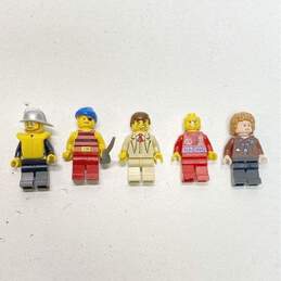 Mixed Themed Lego Minifigures Bundle (Set Of 20) alternative image