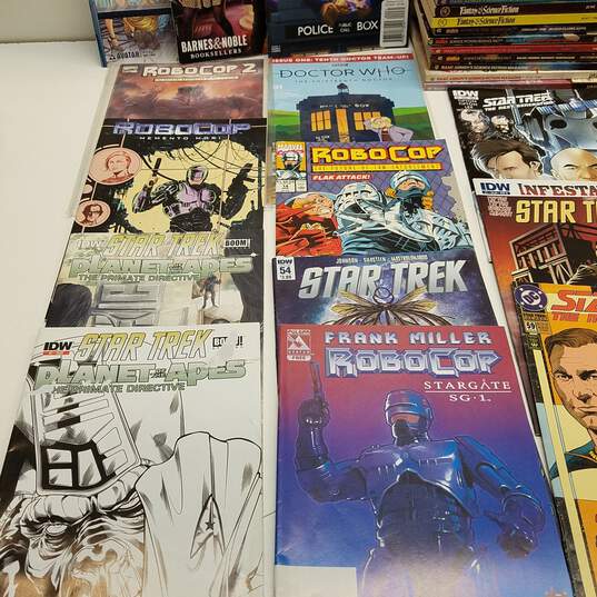 Science Fiction Comic Books Misc. Lot image number 5