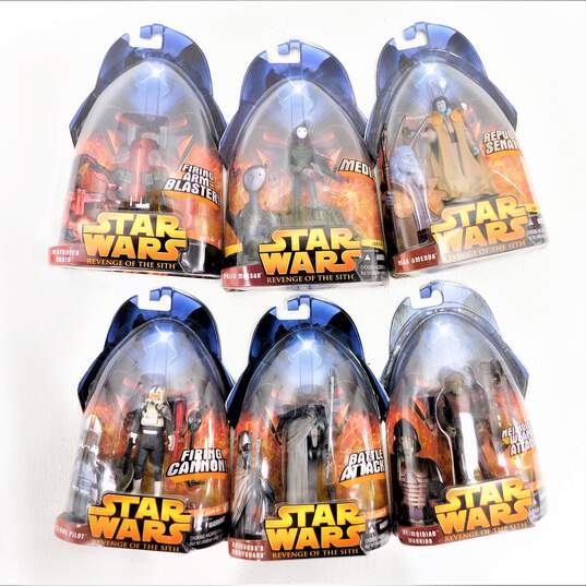 Hasbro Star Wars Revenge of the Sith Action Figure NIB Mixed Lot image number 1