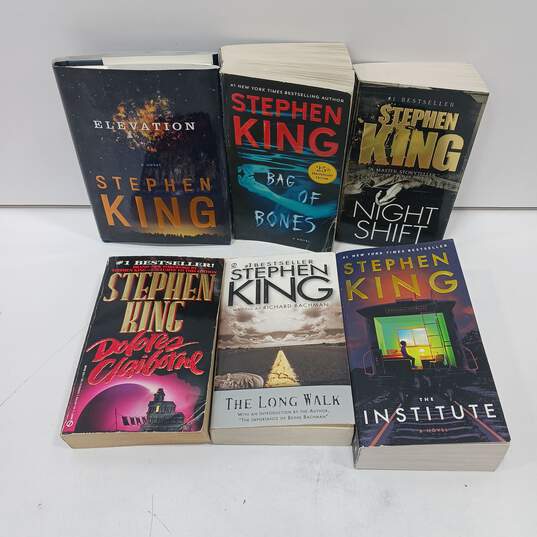 Lot of 6 Stephen King Novels image number 1