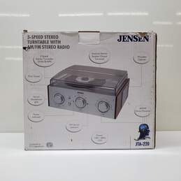 Jensen 3-Speed Stereo Turntable With AM/FM Stereo Radio JTA-220 For Parts/Repair