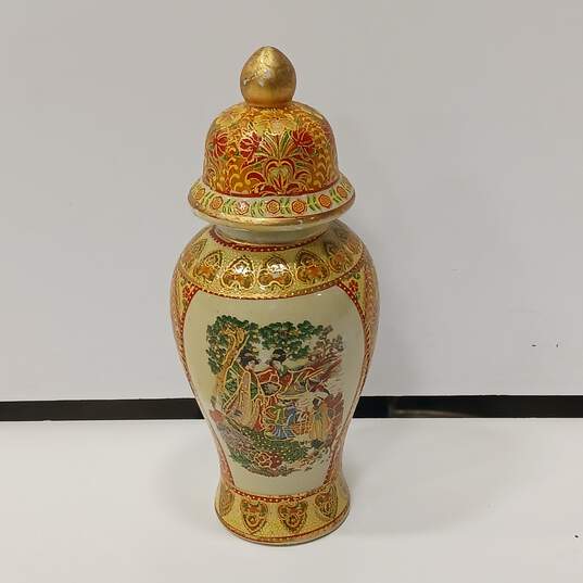 Vintage Hand painted Asian Ginger Jar image number 1