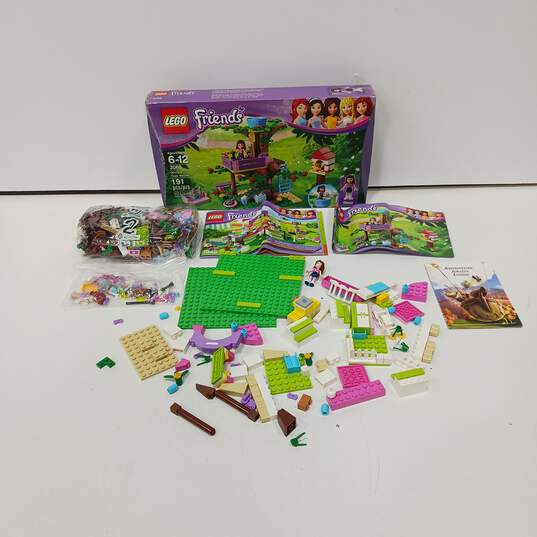 Pair of Lego Friends Sets #3065 and #41361 image number 3