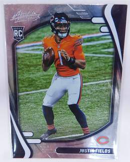 Chicago Bears Justin Fields  Panini Absolute Rookie Card